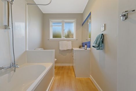 Photo of property in 134 Gilberthorpes Road, Hei Hei, Christchurch, 8042