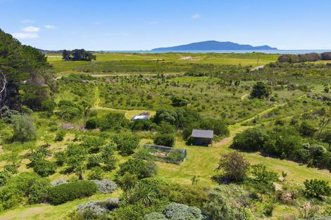 Photo of property in 234 Te Hapua Road, Te Horo, Otaki, 5581
