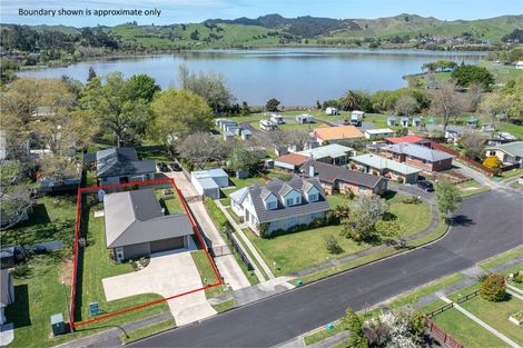 Photo of property in 14 Harlock Place, Huntly, 3700