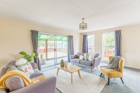 Photo of property in 9 Cypress Grove, Paraparaumu, 5032