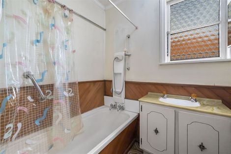 Photo of property in 19 Lockwood Crescent, Taita, Lower Hutt, 5011