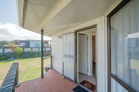 Photo of property in 14 Hanlen Avenue, Waihi Beach, 3611