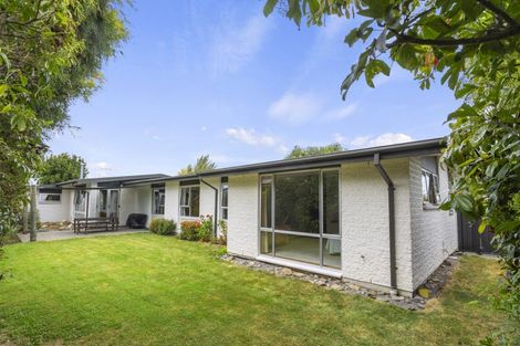 Photo of property in 10 Ashgrove Street, Rangiora, 7400