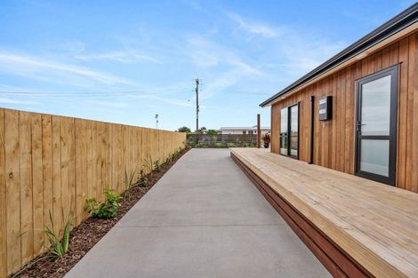 Photo of property in 46 Shoemaker Road, Waipu, 0510