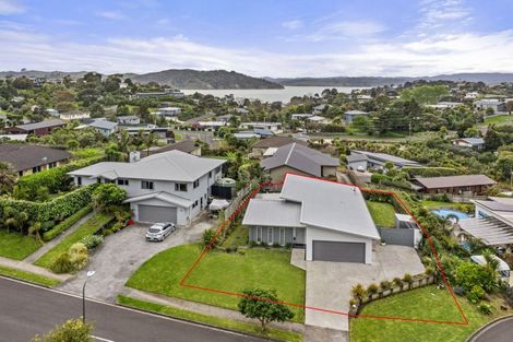 Photo of property in 6 Puka Place, Raglan, 3225