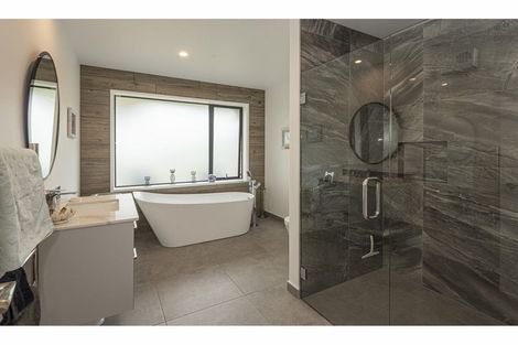 Photo of property in 21 Capstone Place, Te Kamo, Kamo, 0185