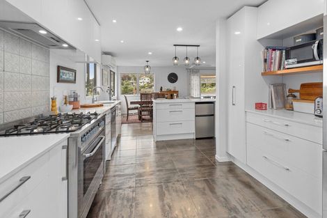 Photo of property in 24 Shoebridge Crescent, Ngunguru, Whangarei, 0173