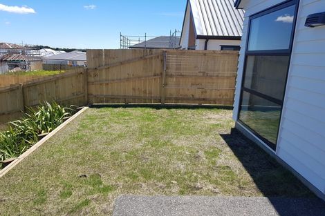 Photo of property in 22b Pakaraka Drive, Papakura, 2110