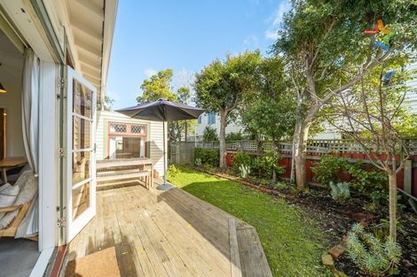 Photo of property in 17 Pirie Crescent, Moera, Lower Hutt, 5010