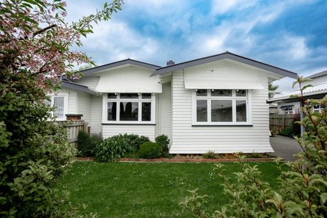 Photo of property in 24 Aroha Street, Takaro, Palmerston North, 4410