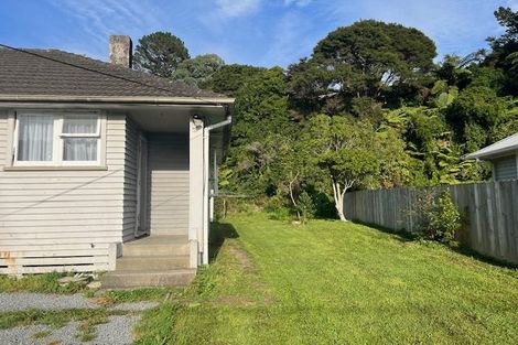 Photo of property in 388-390 George Street, Stokes Valley, Lower Hutt, 5019