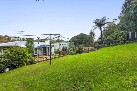 Photo of property in 21 Ambury Place, Merrilands, New Plymouth, 4312