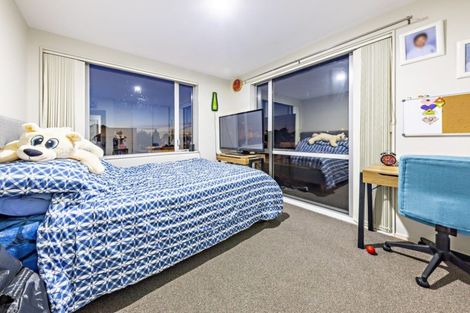 Photo of property in 65 Popokatea Drive, Takanini, 2112