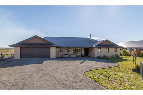 Photo of property in 25 Glenmark Drive, Waipara, 7483