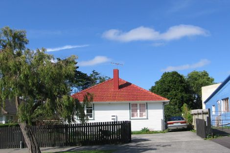 Photo of property in 51 Farringdon Street, Glen Innes, Auckland, 1072