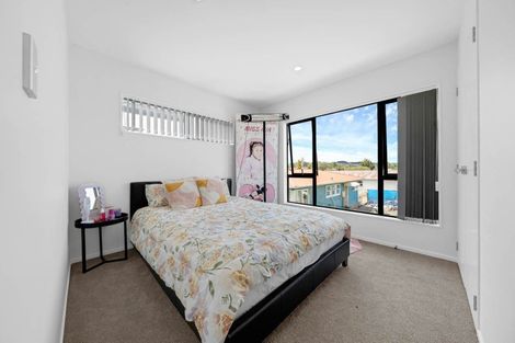 Photo of property in 70c Cargill Street, Papakura, 2110