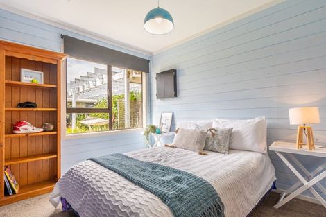 Photo of property in 45 Margaret Road, Raumati Beach, Paraparaumu, 5032