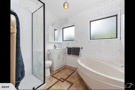 Photo of property in 11a Orewa Heights Crescent, Orewa, 0931