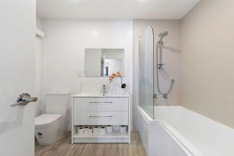 Photo of property in 35b Kawarau Place, Frankton, Queenstown, 9300