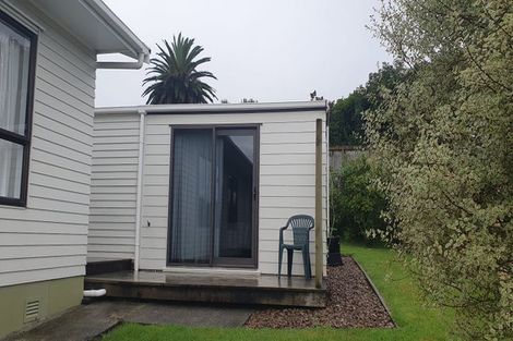 Photo of property in 5 Campbell Street, Waiuku, 2123