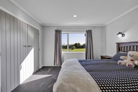 Photo of property in 280 Austin Road, Normanby, Hawera, 4673