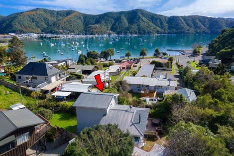 Photo of property in 1 Amelia Crescent, Waikawa, Picton, 7220