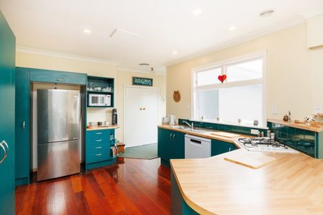 Photo of property in 9 Parata Street, Hokowhitu, Palmerston North, 4410