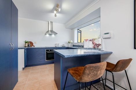 Photo of property in 1 Northridge Terrace, Massey, Auckland, 0614