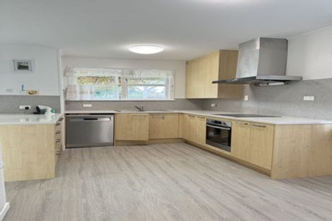 Photo of property in 17 Percival Street, Manurewa, Auckland, 2102