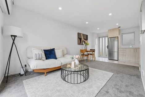 Photo of property in 42 Kaikoura Street, Maupuia, Wellington, 6022