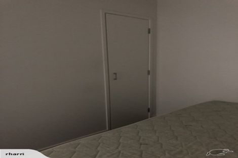 Photo of property in Alpha Apartments, 507/17 Vogel Lane, Auckland Central, Auckland, 1010