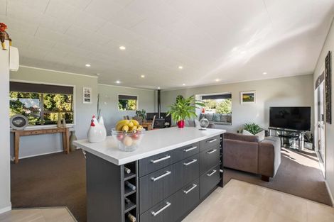 Photo of property in 90a Victoria Avenue, Waiuku, 2123