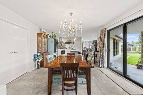 Photo of property in 1a Links Drive, Waiwhakaiho, New Plymouth, 4312