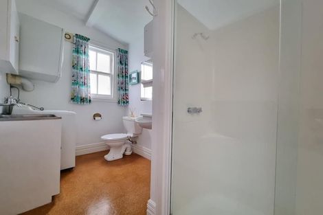 Photo of property in 37 Glenbervie Terrace, Thorndon, Wellington, 6011