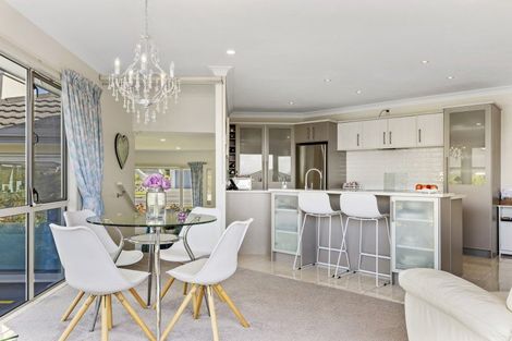 Photo of property in 17 Acacia Bay Road, Nukuhau, Taupo, 3330