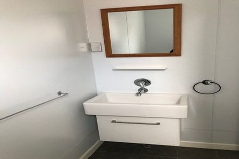 Photo of property in 5-5a Moncrieff Street, Mount Victoria, Wellington, 6011