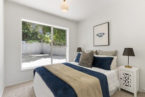 Photo of property in 13 Dunraven Place, Torbay, Auckland, 0630