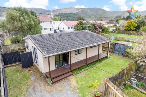 Photo of property in 1279a High Street, Taita, Lower Hutt, 5011