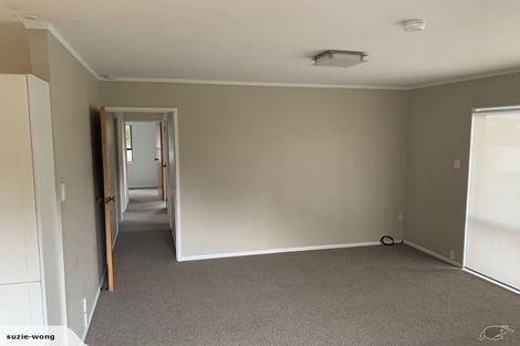 Photo of property in 23 Hillcrest Road, Hatfields Beach, Orewa, 0931