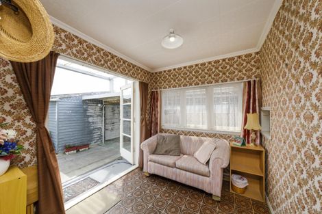 Photo of property in 2 Pastoral Lane, Hokowhitu, Palmerston North, 4410