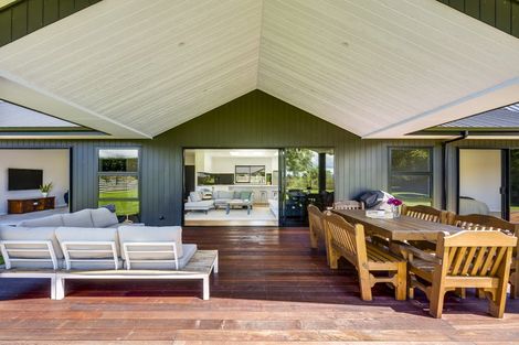 Photo of property in 252 Meeanee Road, Meeanee, Napier, 4112