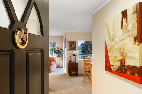 Photo of property in 177 Shaw Road, Oratia, Auckland, 0604