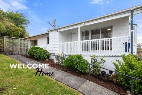 Photo of property in 10 Kaitangata Crescent, Kelson, Lower Hutt, 5010