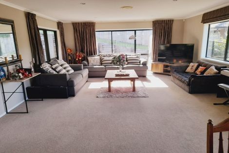 Photo of property in 14 Tieke Place, Horahora, Whangarei, 0110