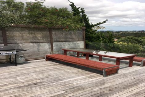 Photo of property in 15 Van Dyke Place, West Harbour, Auckland, 0618