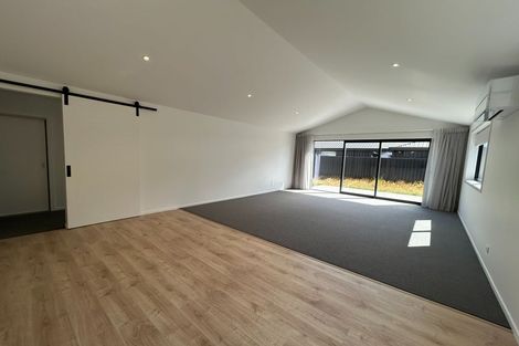 Photo of property in 32 Longview Drive, Lake Hawea, 9382