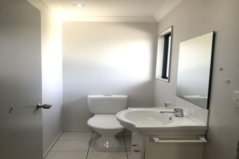 Photo of property in 18 William Roberts Road, Pakuranga, Auckland, 2010