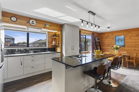 Photo of property in 18a Ridge Road, Howick, Auckland, 2014