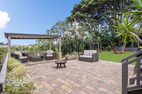 Photo of property in 206 Don Buck Road, Massey, Auckland, 0614
