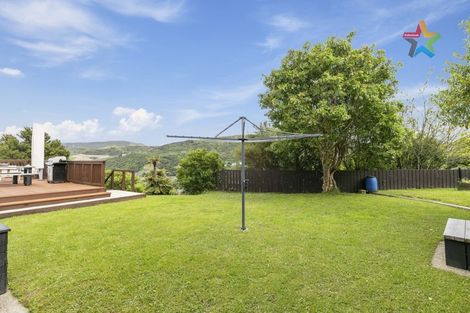 Photo of property in 17 Kingsley Street, Stokes Valley, Lower Hutt, 5019